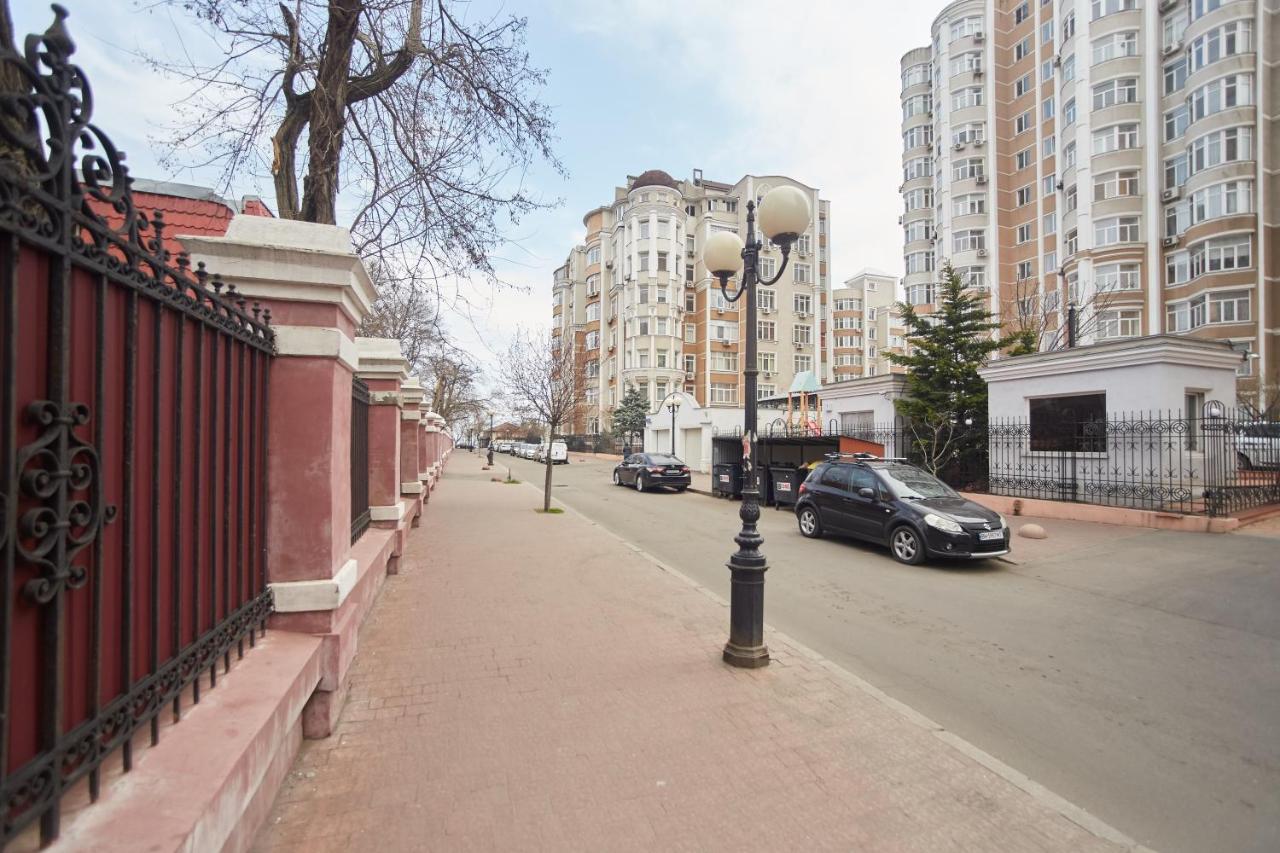 Aparthotel Stixiya Odessa Esterno foto